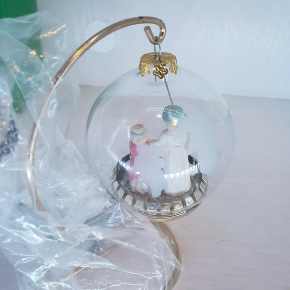 House Of Lloyd Christmas Around The World Shepherd Ornament With Stand New - Picture 4 of 12